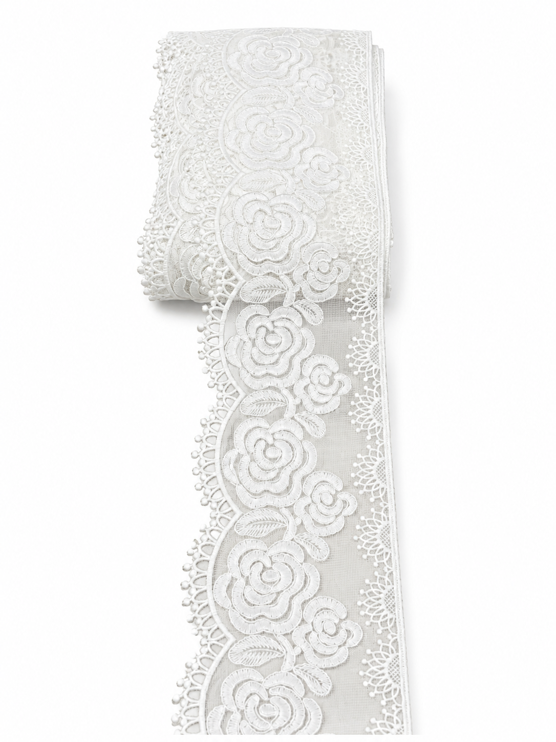Premium White Floral Embroidered Lace Trim – Elegant Scalloped Decorative Border (Sold by Meter)
