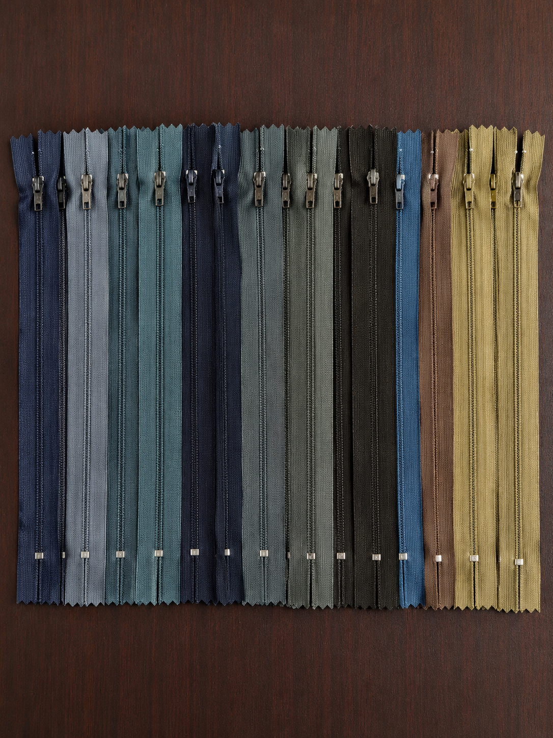 7 Inch Nylon Closed-End Zippers – Neutral & Classic Colors | Sewing & Craft Zippers